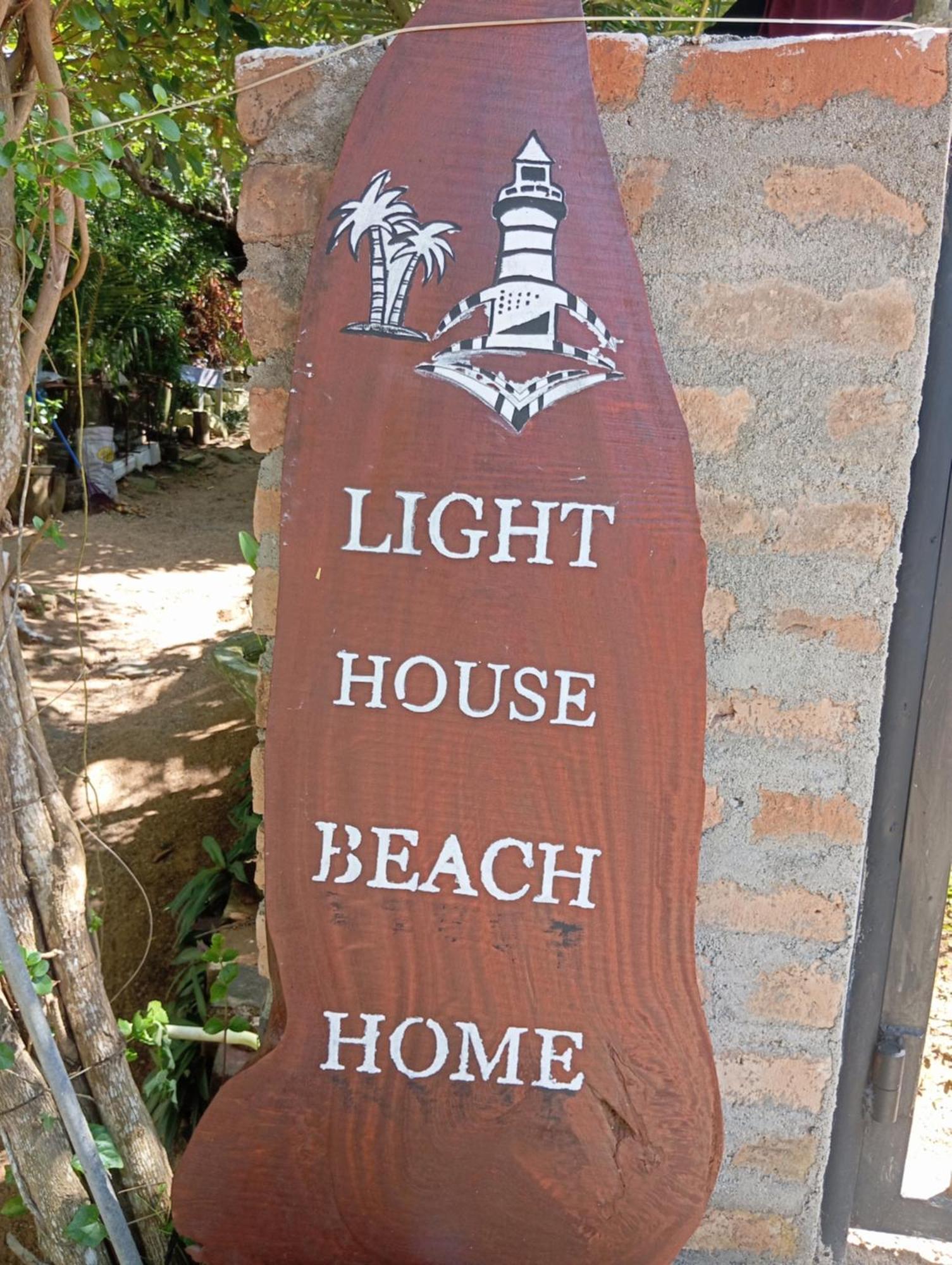 Light House Beach Home Matara Extérieur photo