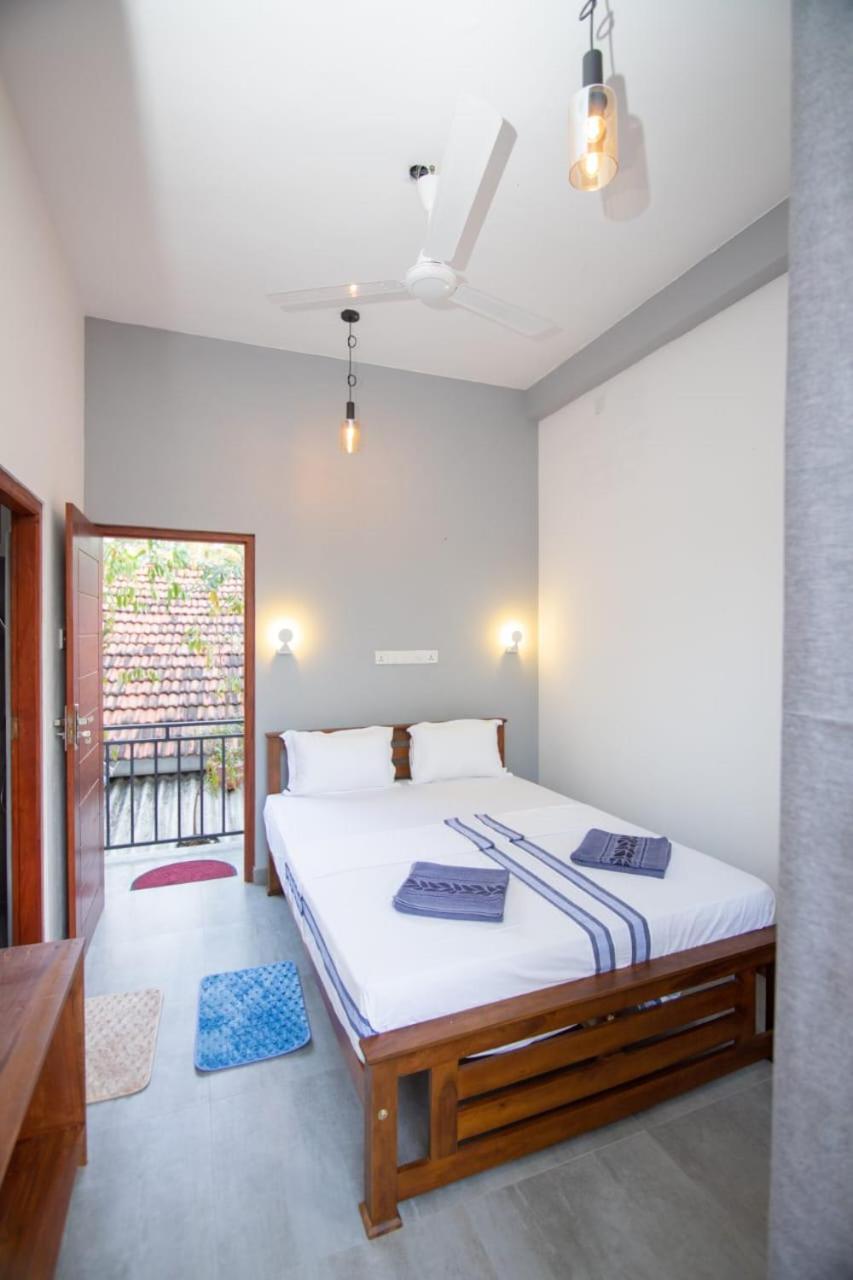 Light House Beach Home Matara Chambre photo