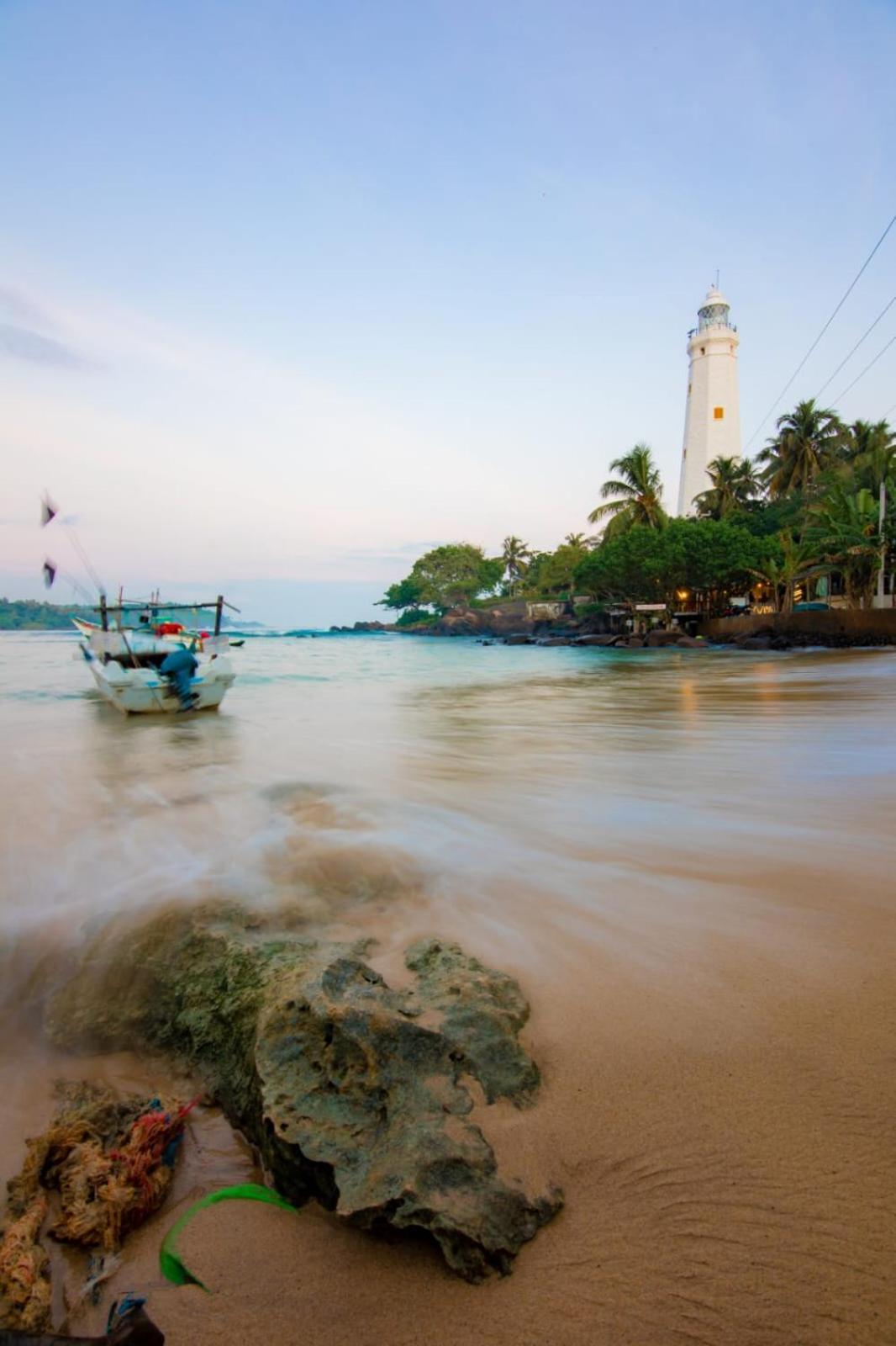Light House Beach Home Matara Extérieur photo